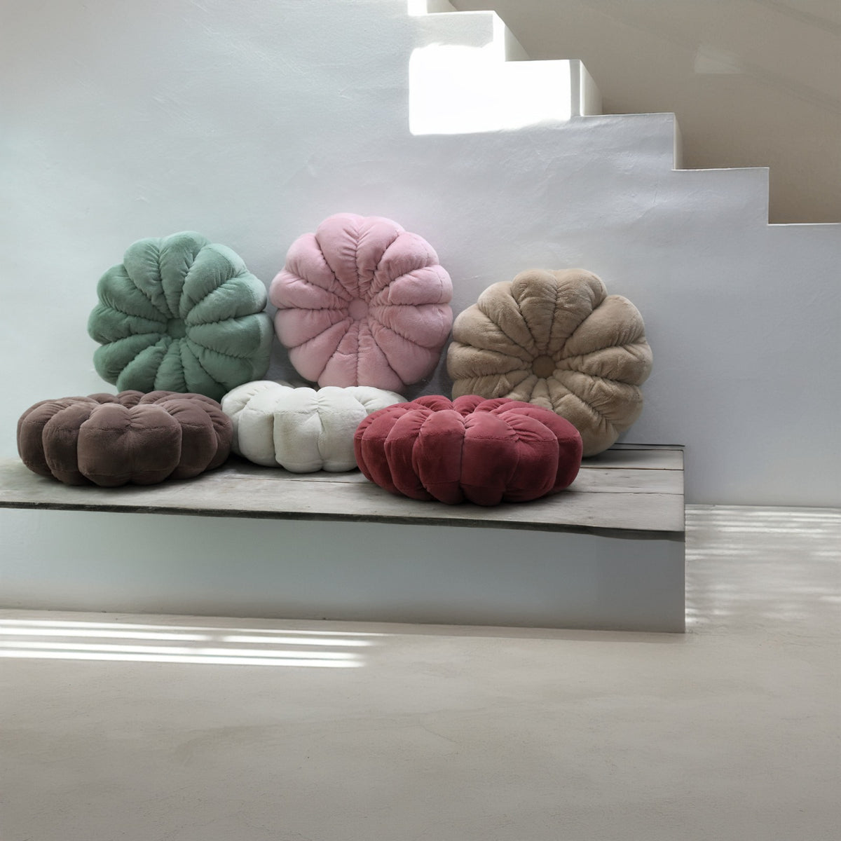 COJIN DE FLORES BEIGE