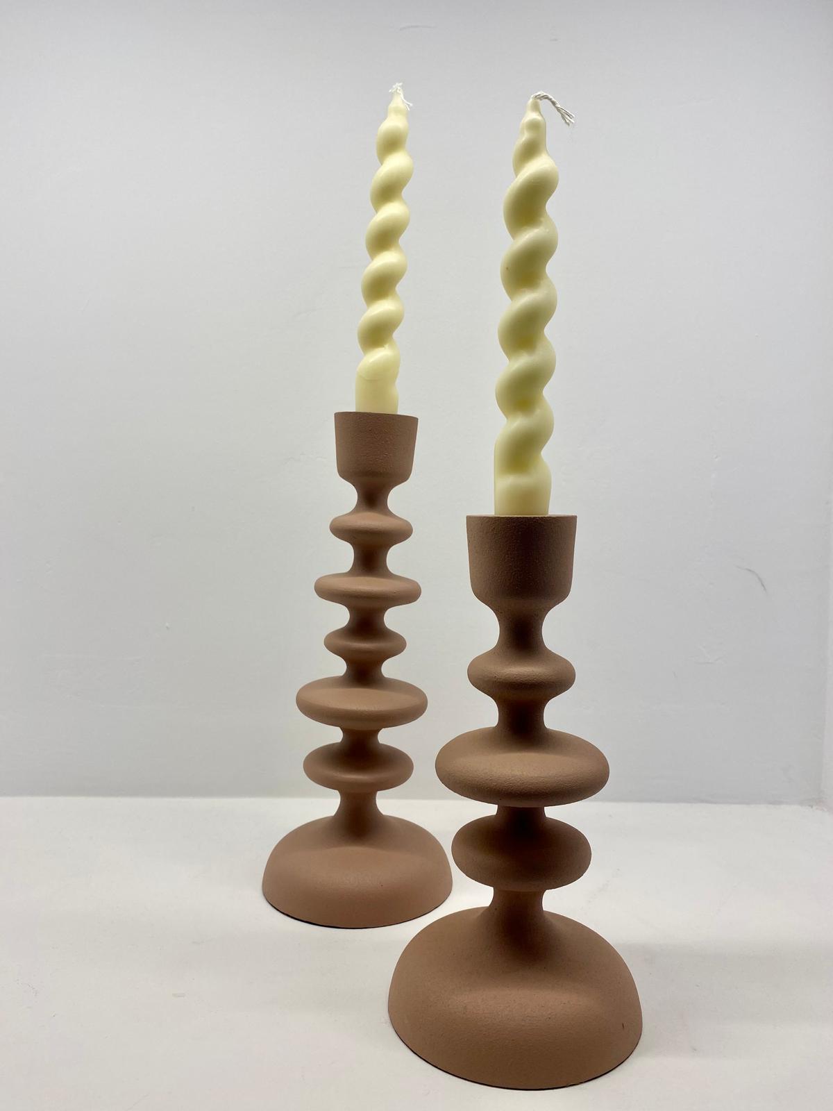 Candelabro de aluminio fundido