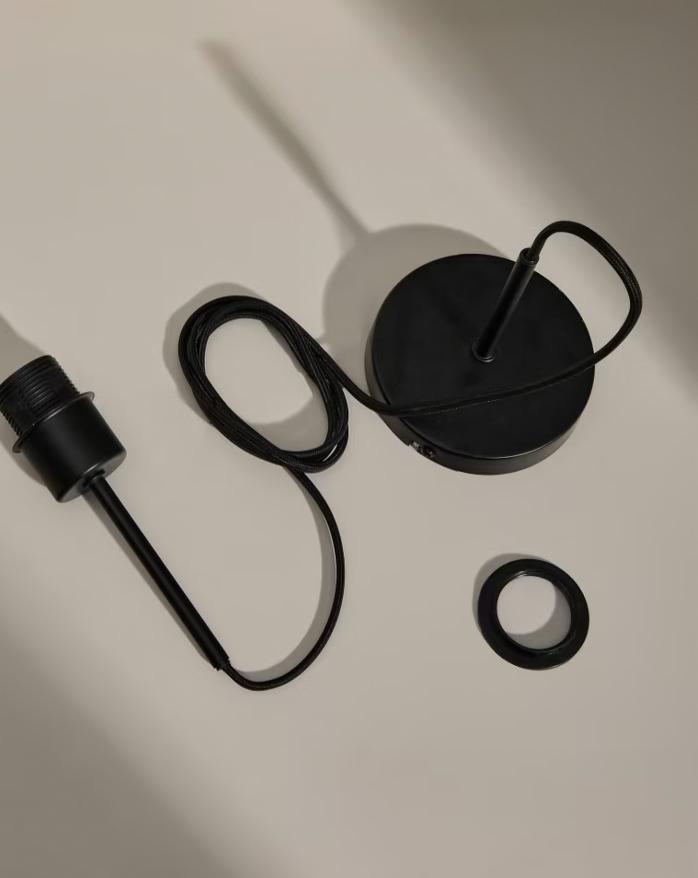 MONTURA PARA LÁMPARA NEGRO